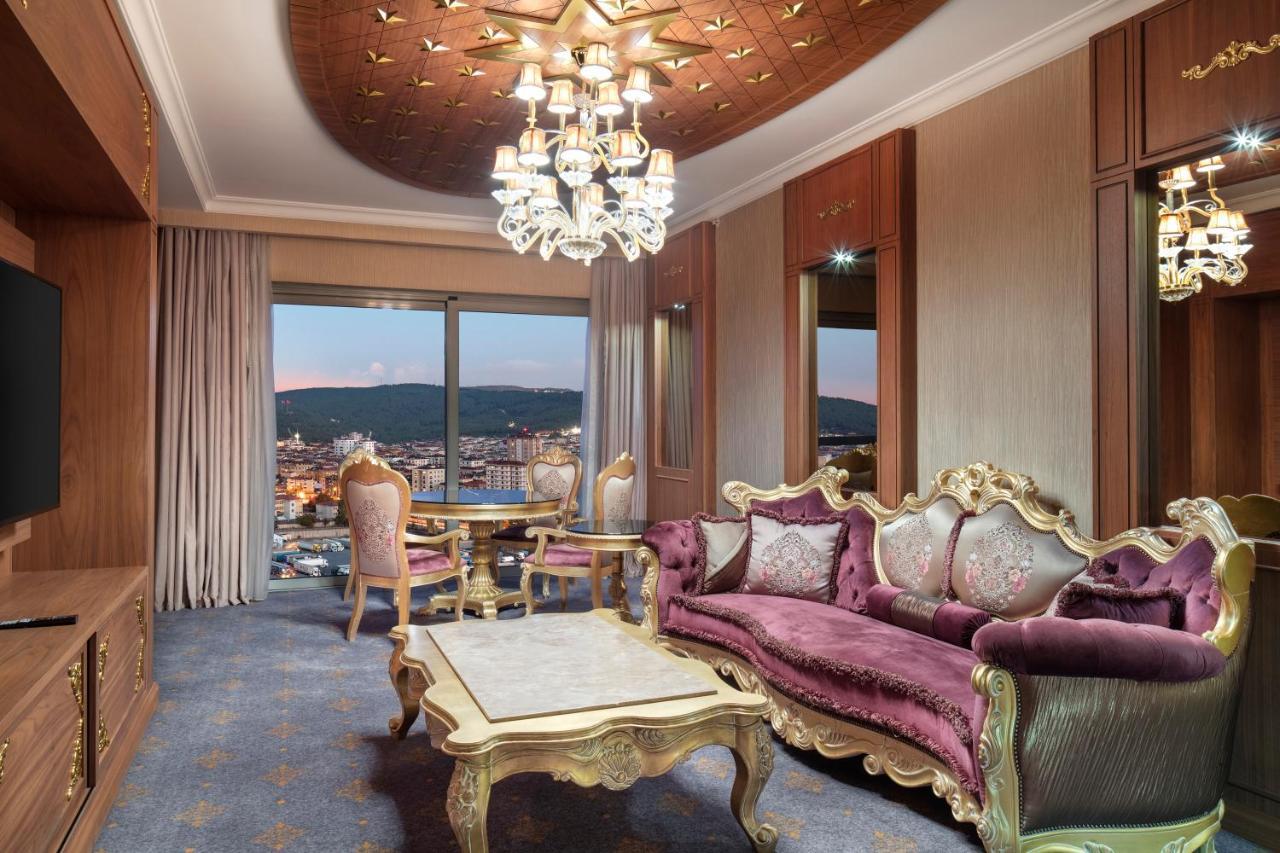 Doubletree By Hilton Istanbul Atasehir Hotel & Conference Centre Bagian luar foto