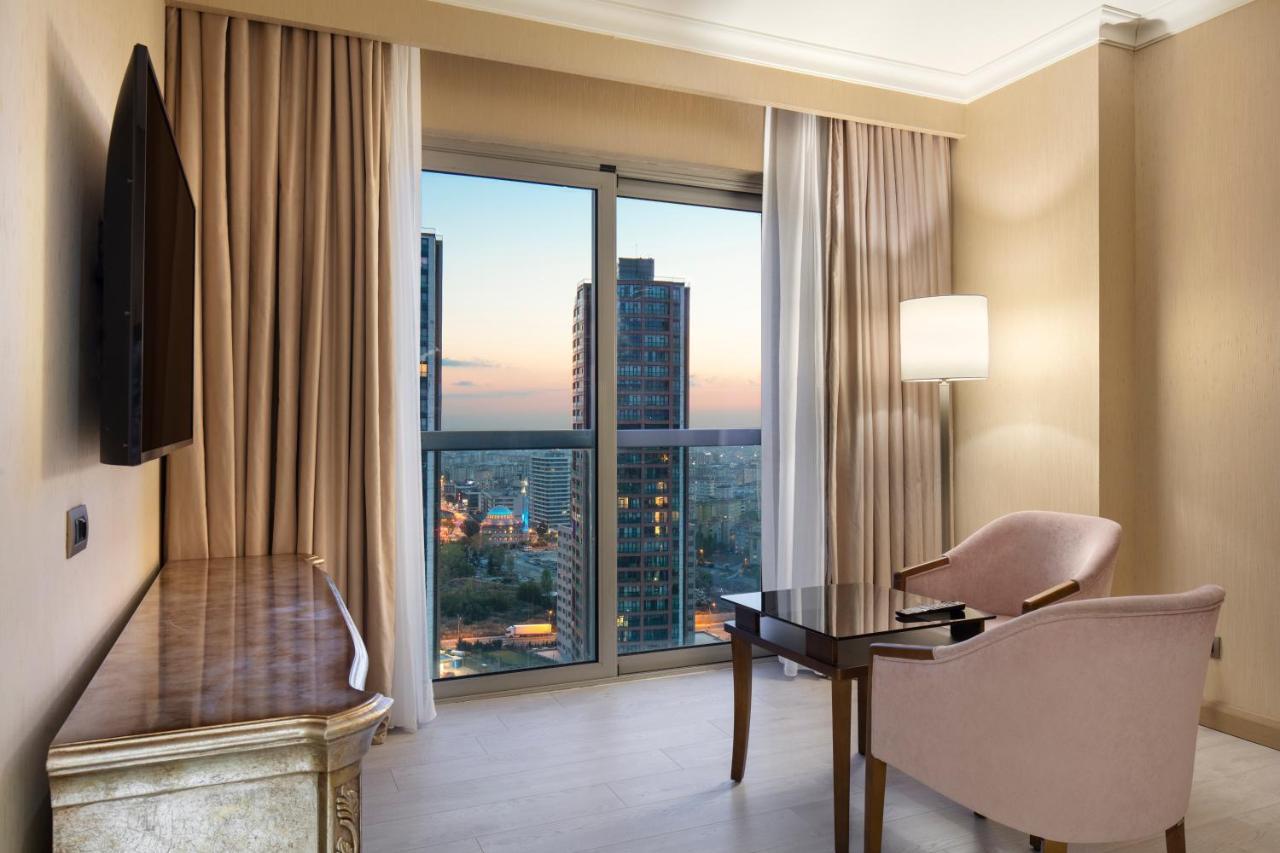 Doubletree By Hilton Istanbul Atasehir Hotel & Conference Centre Bagian luar foto